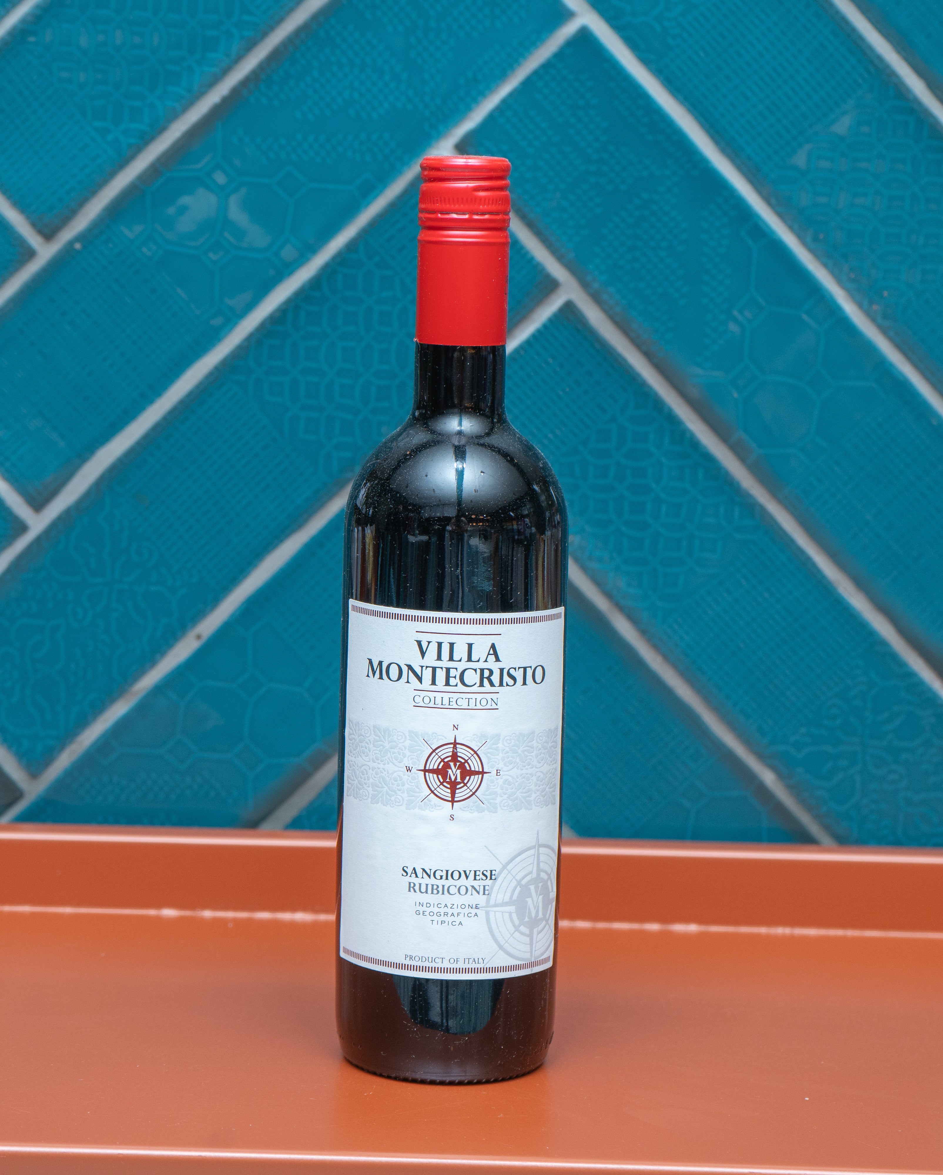Red Wine - Sangiovese Rubicone / Italy