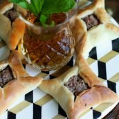 Meat Fatayers 4pc