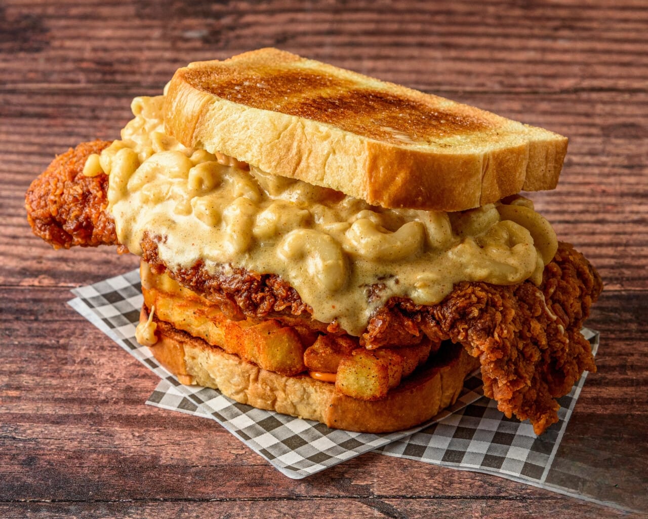 The Side Chick 🐥🥪