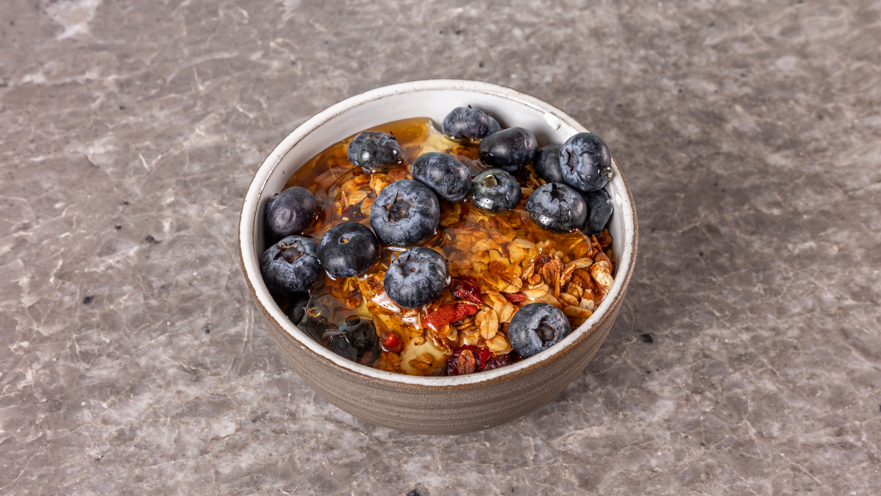 Greek Yogurt with and Honey Homemade Granola Berries