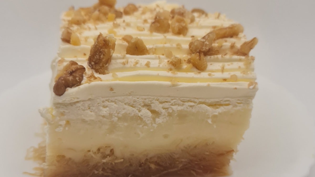 Homemade Ekmek kataifi