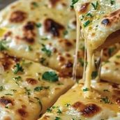 Cheese Naan (1 pc)