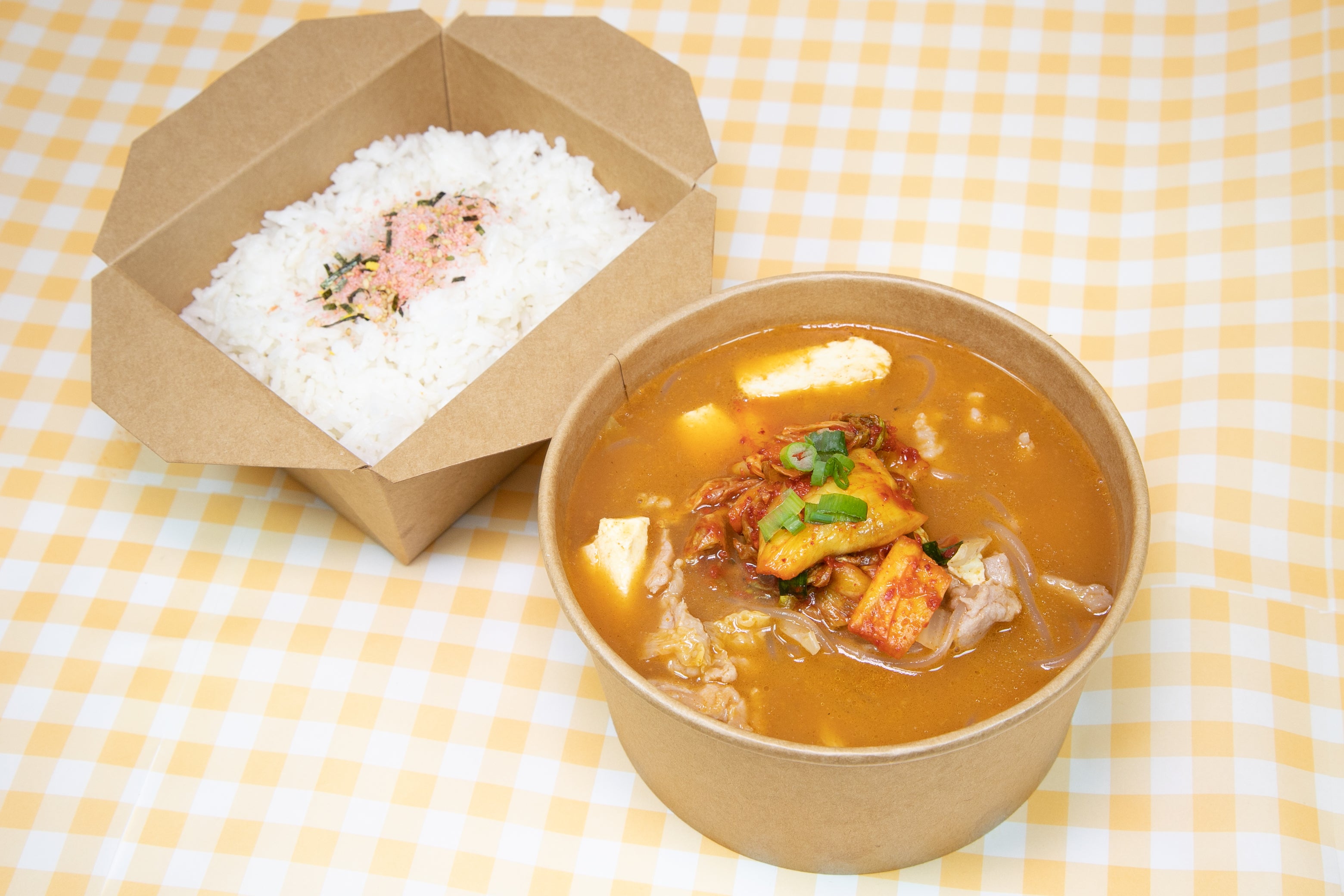Spicy Kimchi and Pork Soup 韩式泡菜猪肉汤
