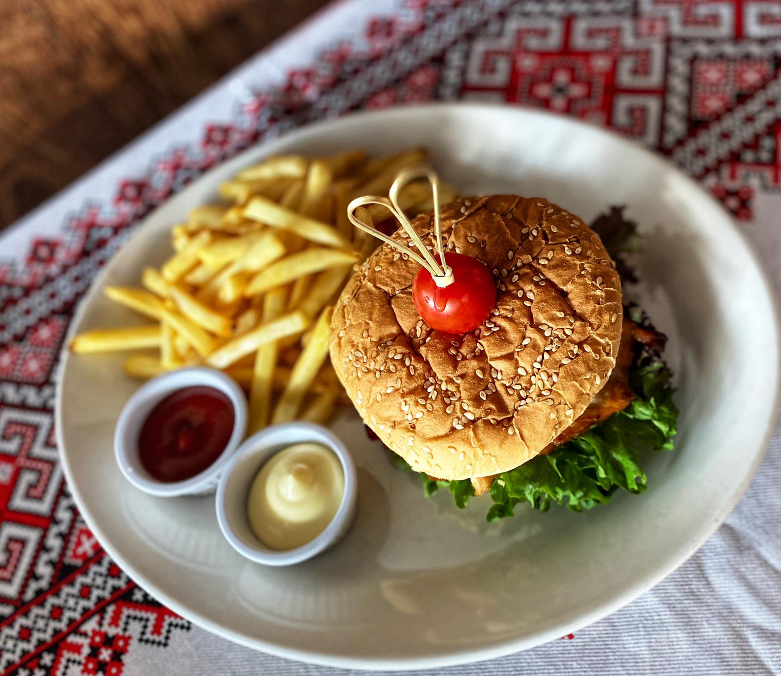 Chicken Burger Spicy /Burger de Pui Picant
