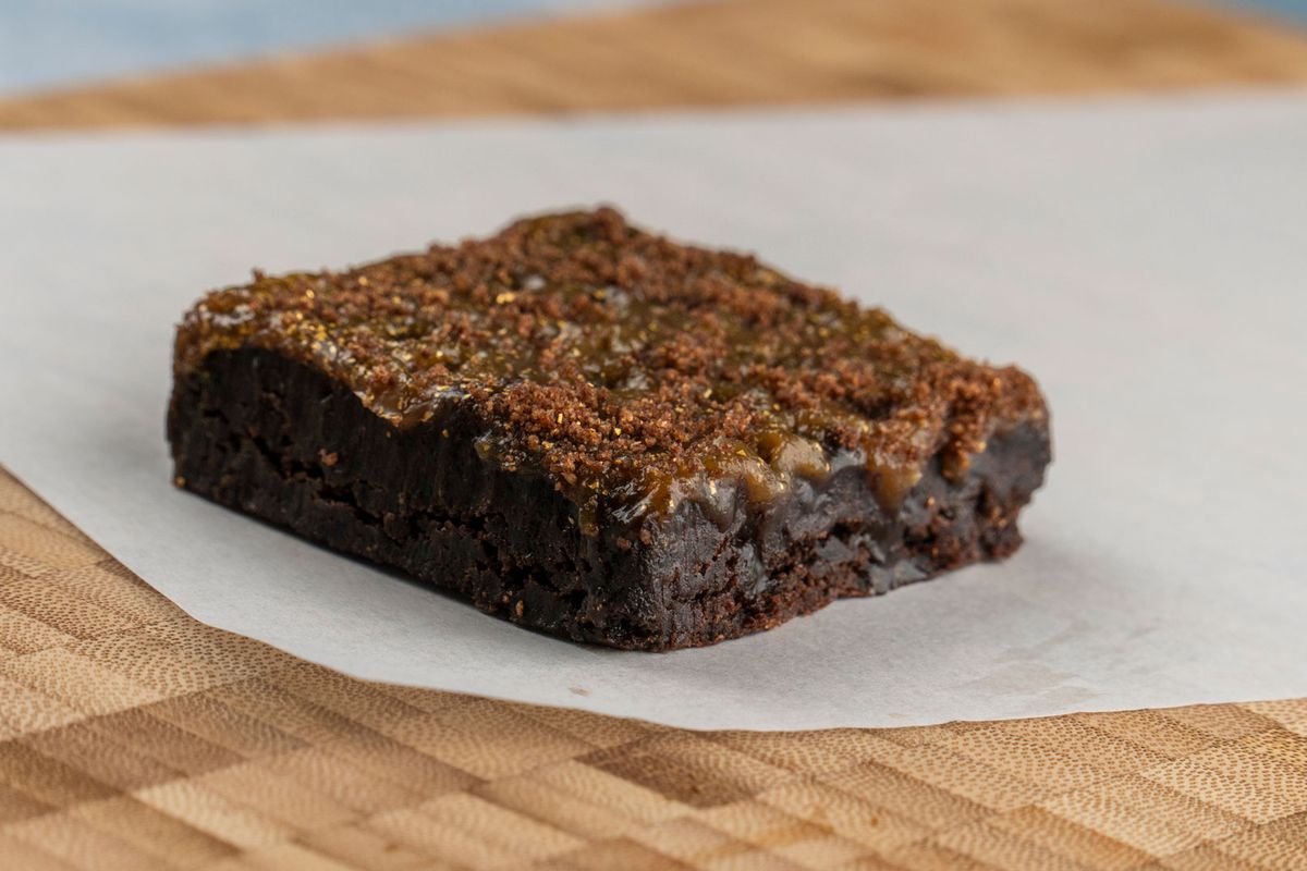 Vegan Salted Caramel Brownies