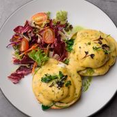 Eggs Benedict