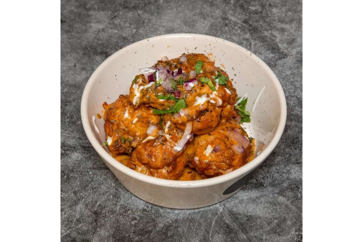 Naga butter Parmesan Wings(6 wings/fries)