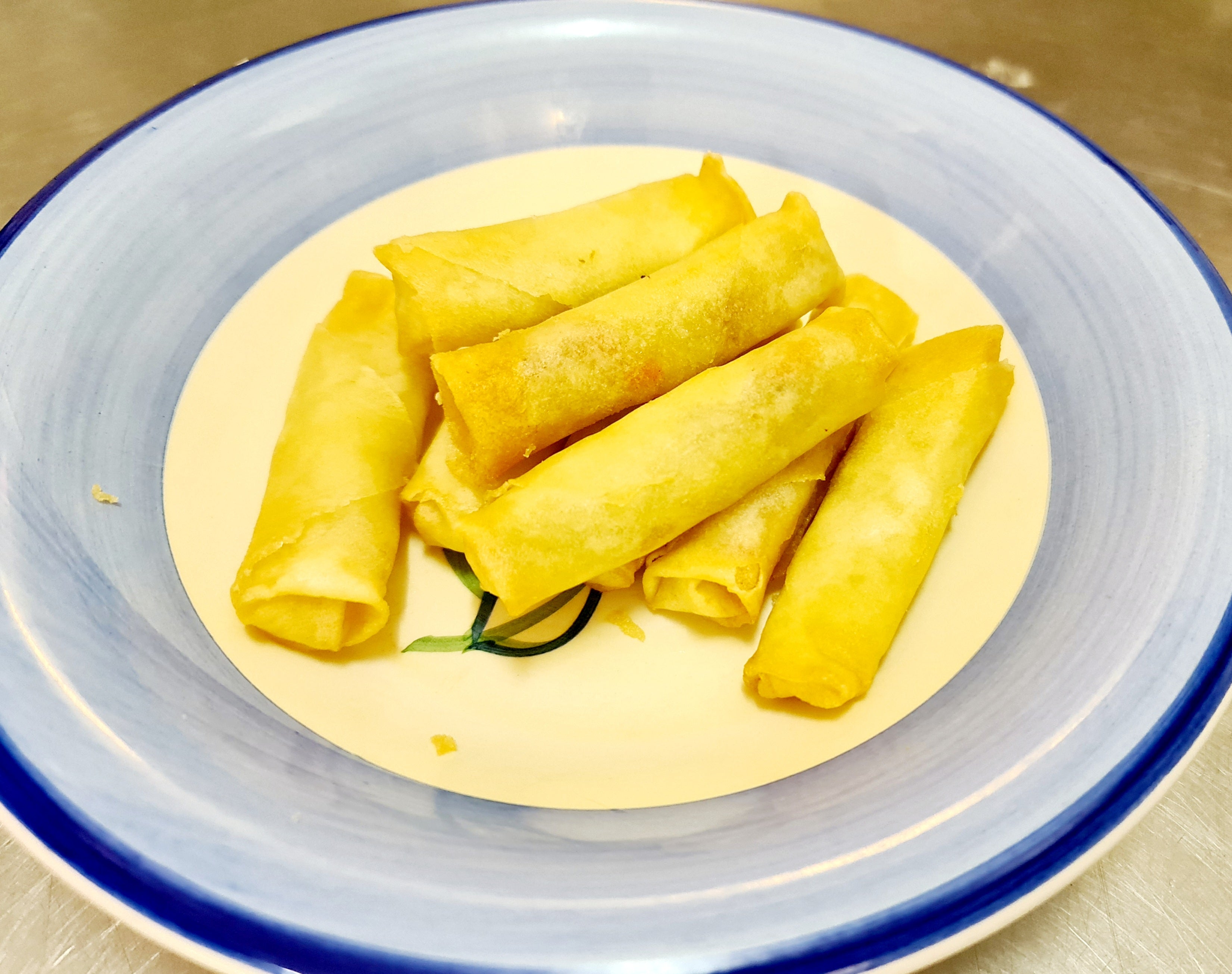 Vegetarian Mini Spring Rolls(8)