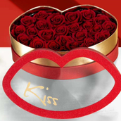 Red Kiss Flower Box