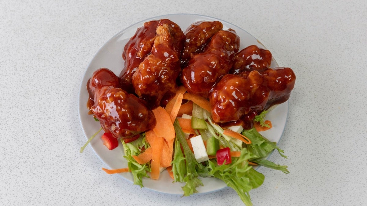 6 BBQ Chicken Wings