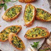 Pane condito all'aglio