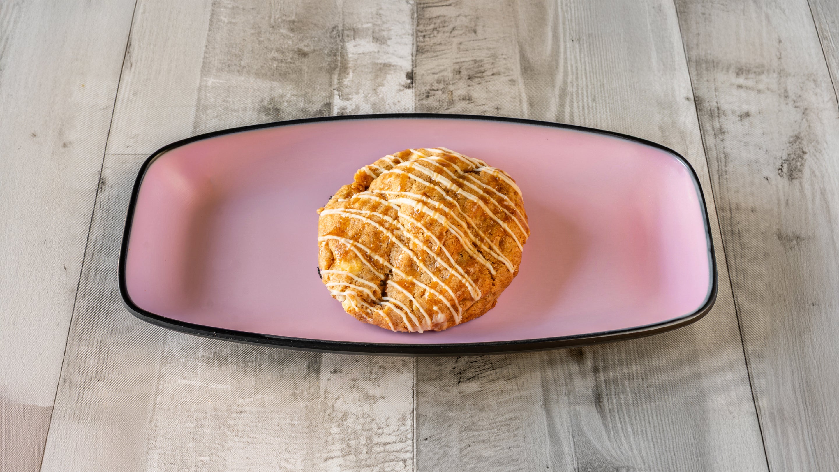 Giant Apple-Crumble Filled Cookie