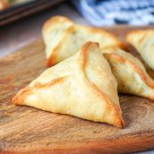 Cheese Fatayer