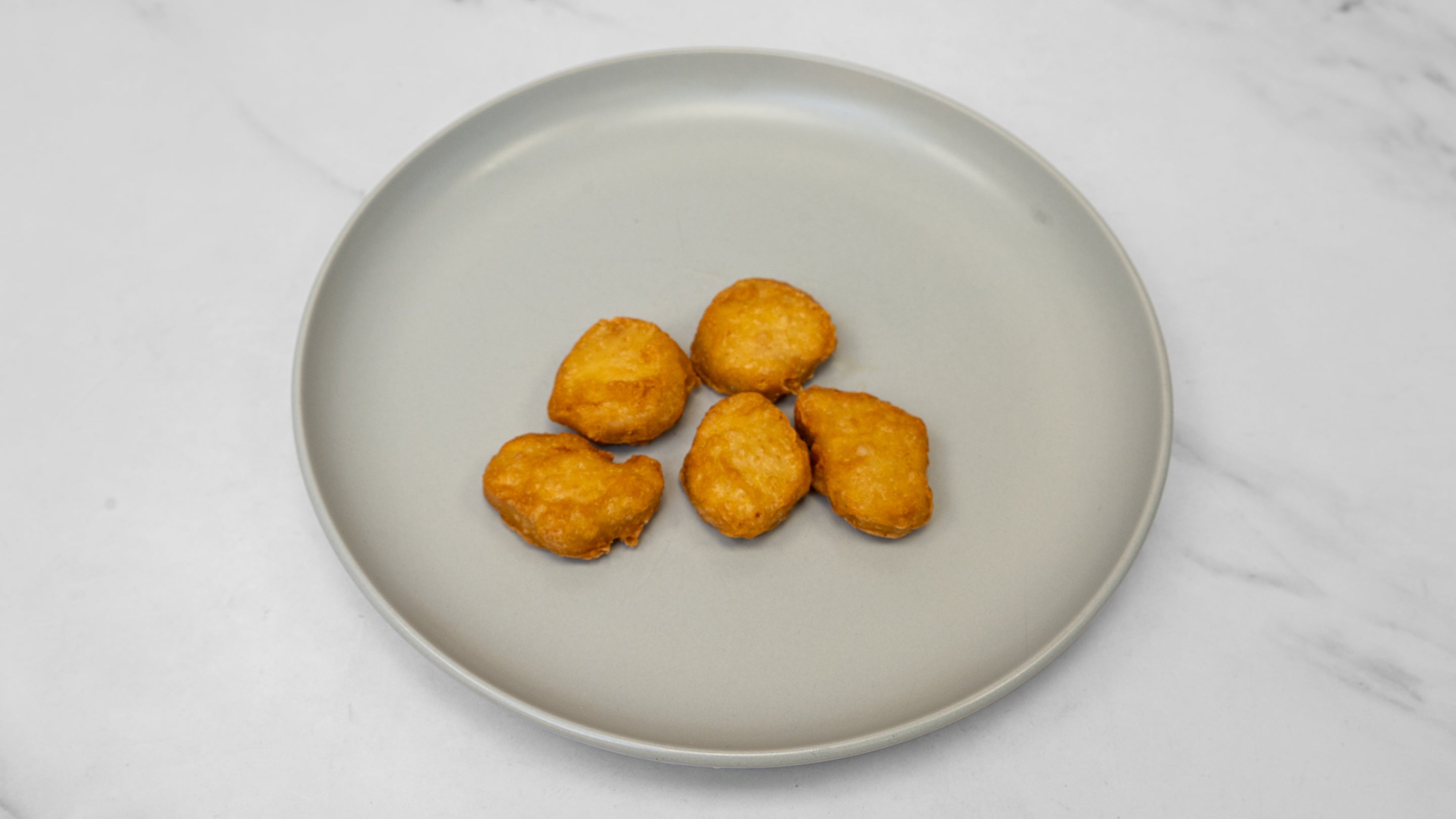 Kids Chicken Nuggets and Chips