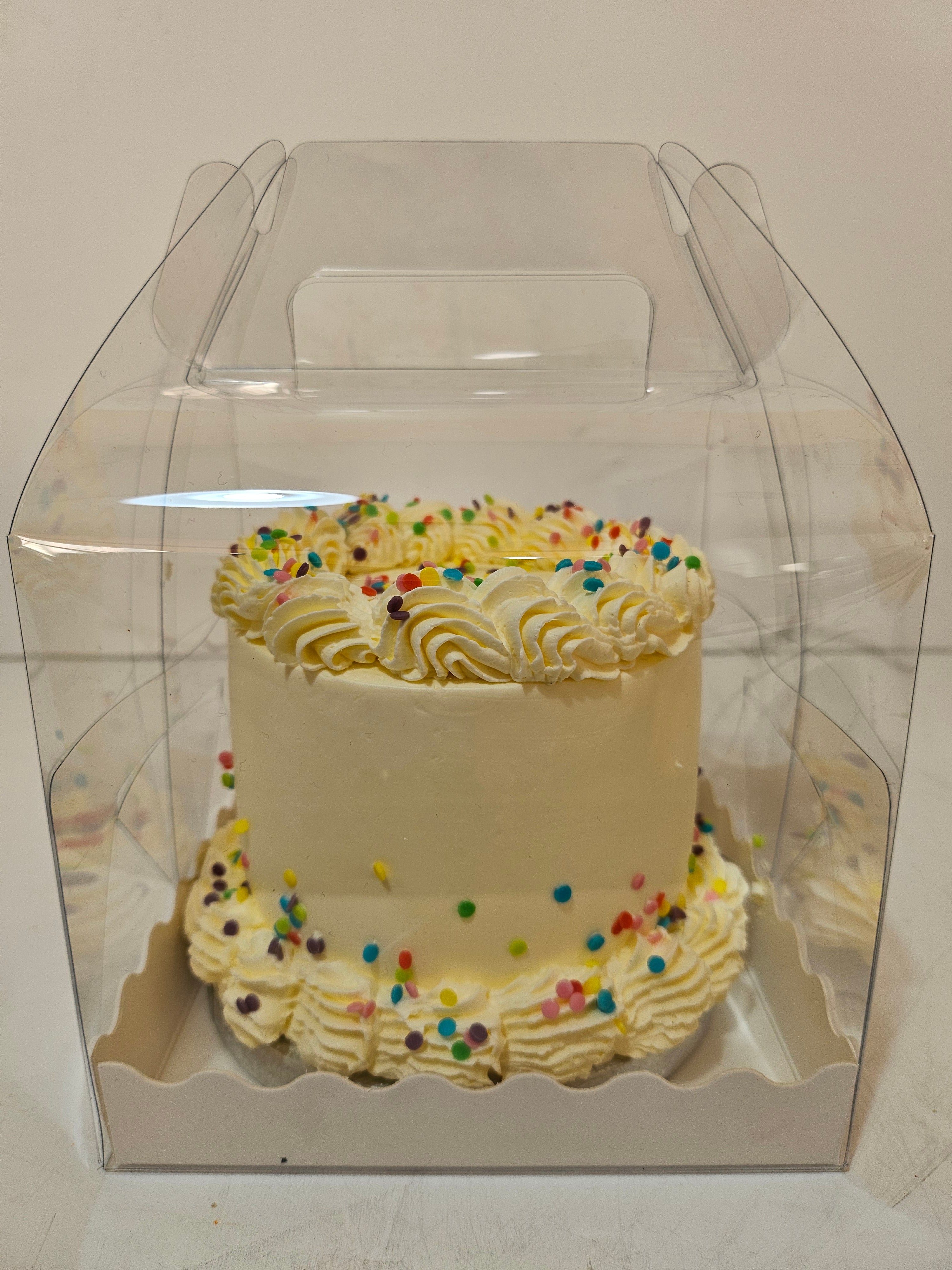 4" round vanilla sponge birthday cake - serves 4