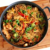 Szechuan Chicken Noodles