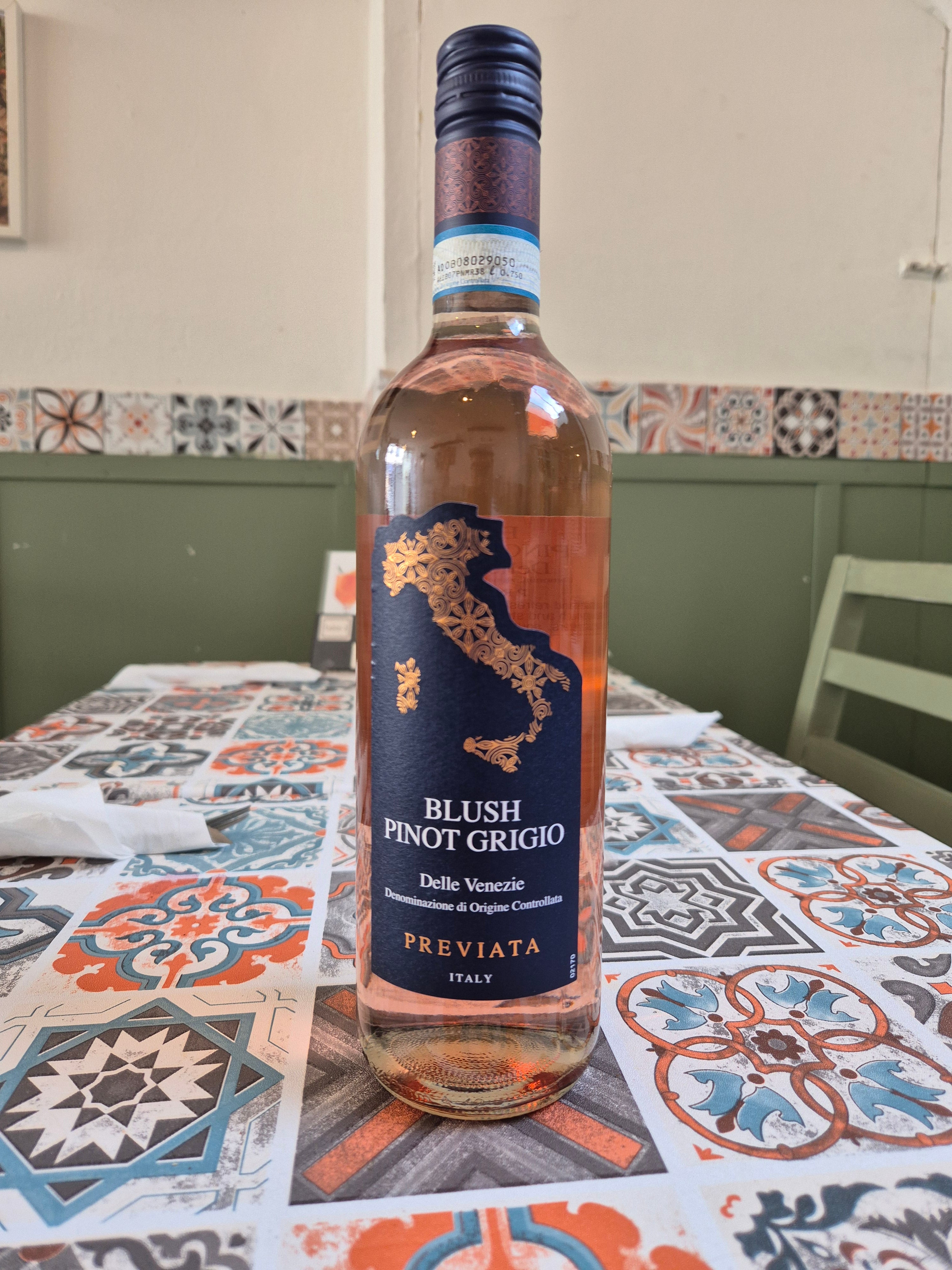 Rosè Blush Pinot Grigio 12%