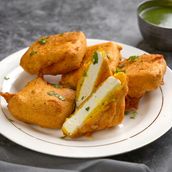 Paneer Pakoda (5pcs)