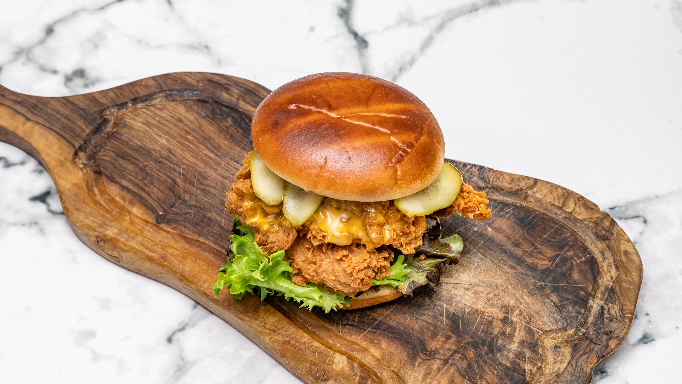Classic Chicken Burger With Chips