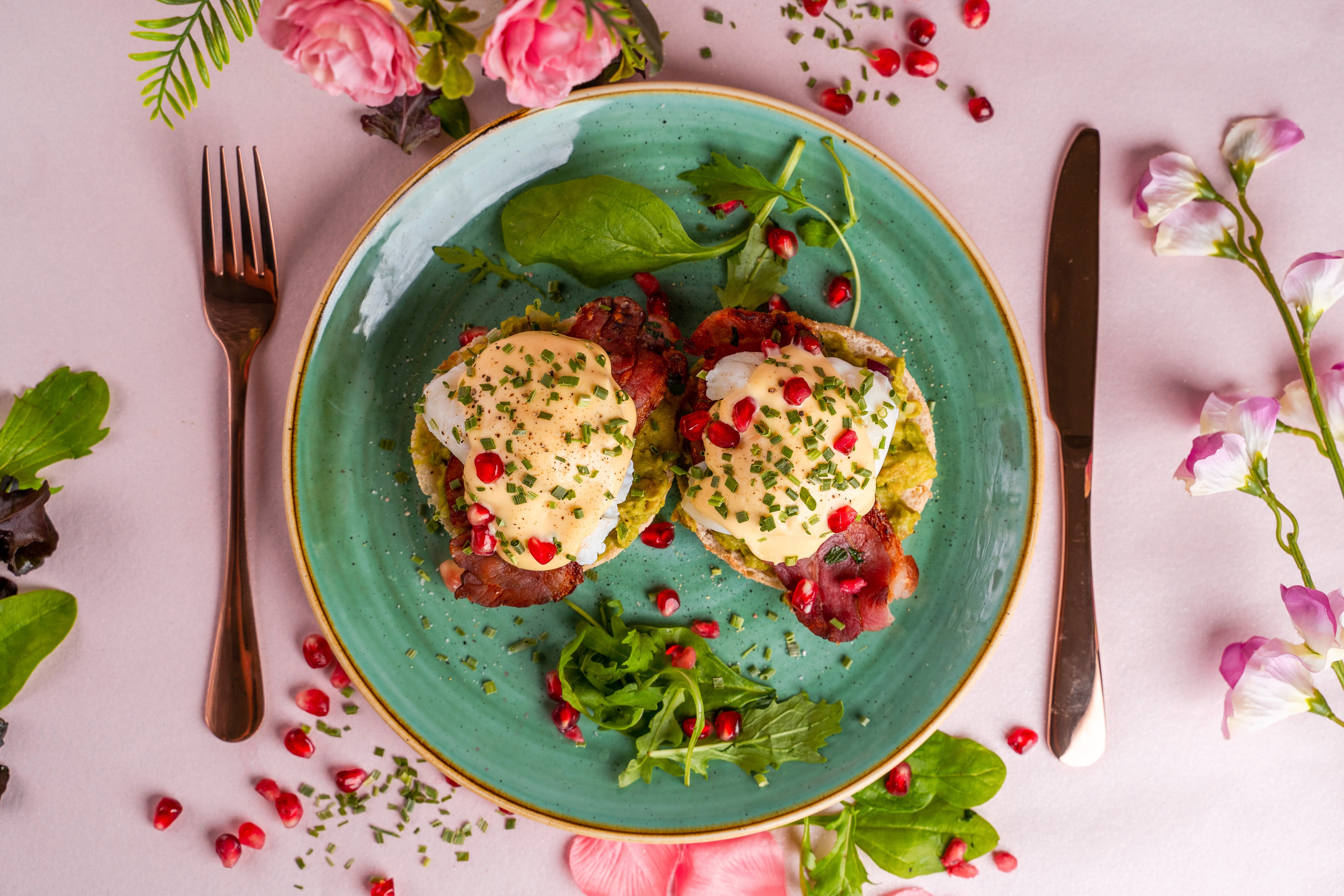 Eggs Benedict with Bacon