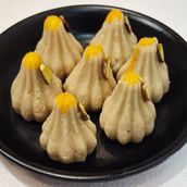 Kaju Modak