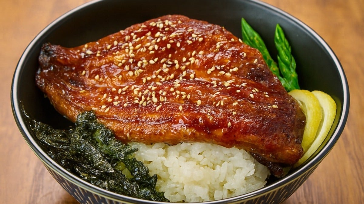 Eel Rice Bowl (Unagi Donburi) 日式鰻魚丼飯