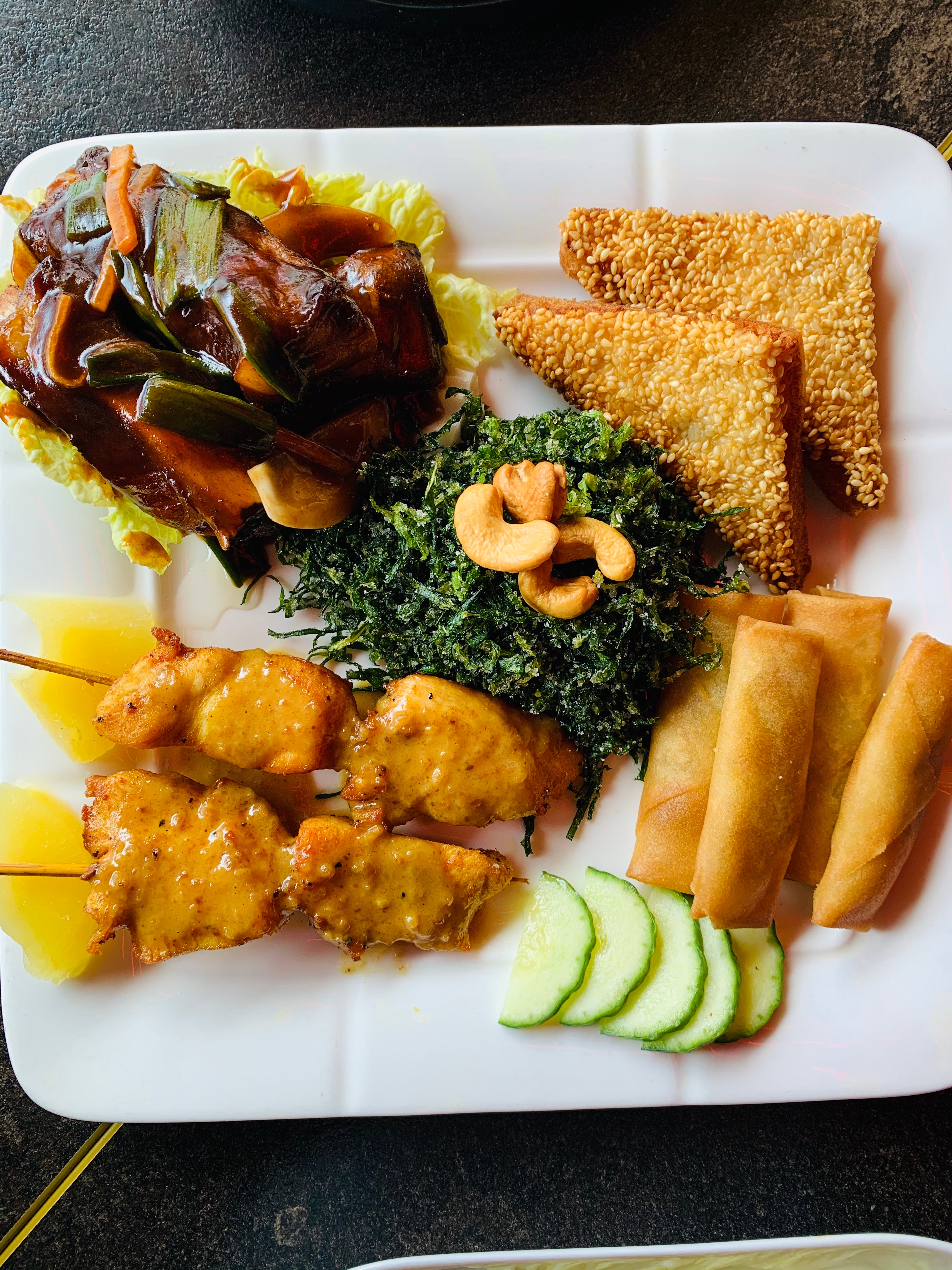 Mandarin Mixed Hors D'oeuvre for 2