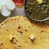Sarson Ka Saag With 2 Makki Roti