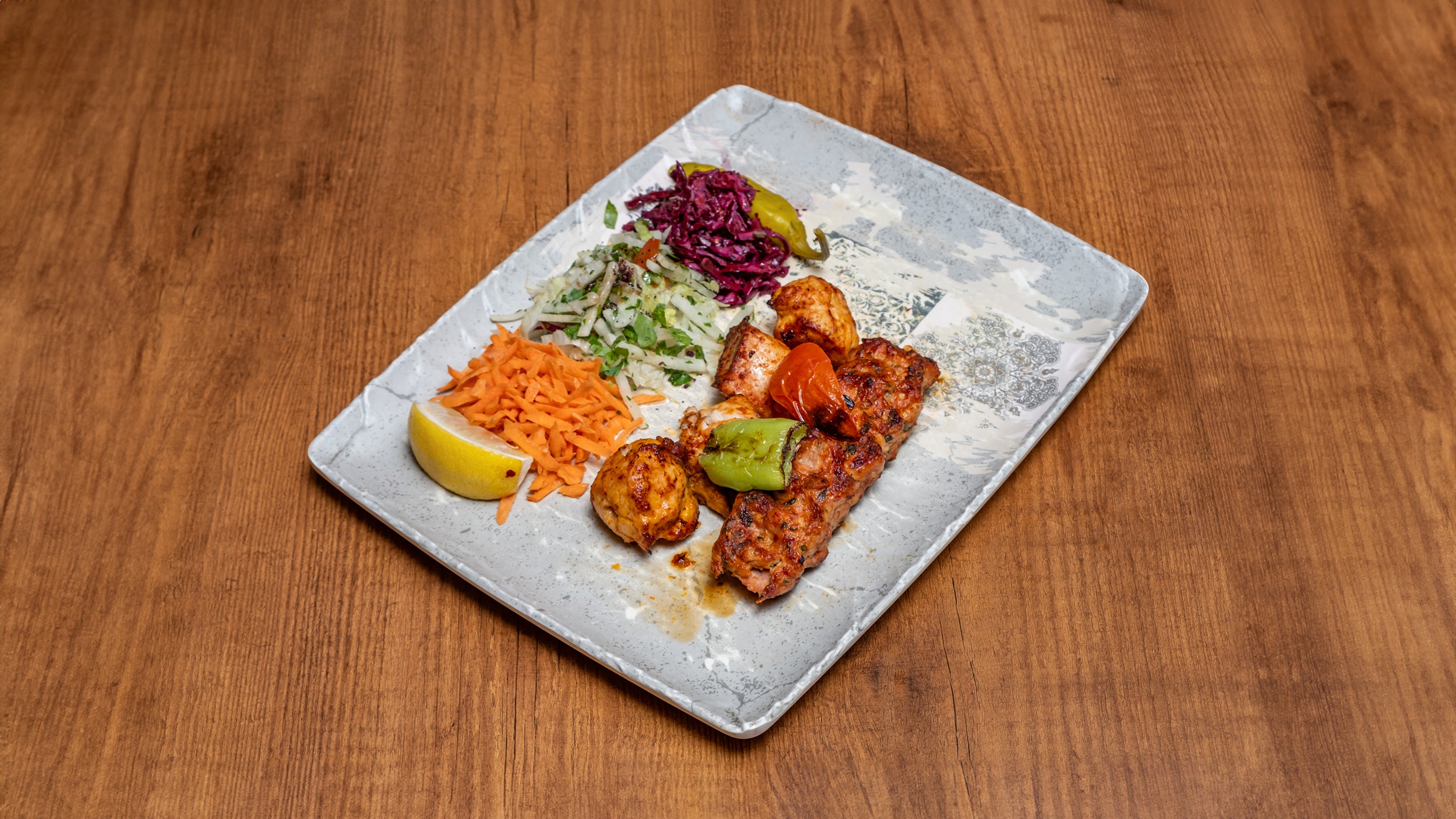 Chicken Shish and Chicken Beyti Mixed (Container)