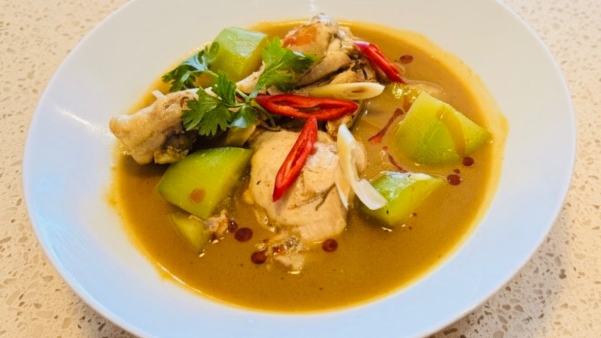 Myanmar Chicken Curry with Gourd