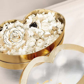 Gold Kiss Flower Box
