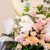 Acrylic Black Small With Chocolate And Flowers