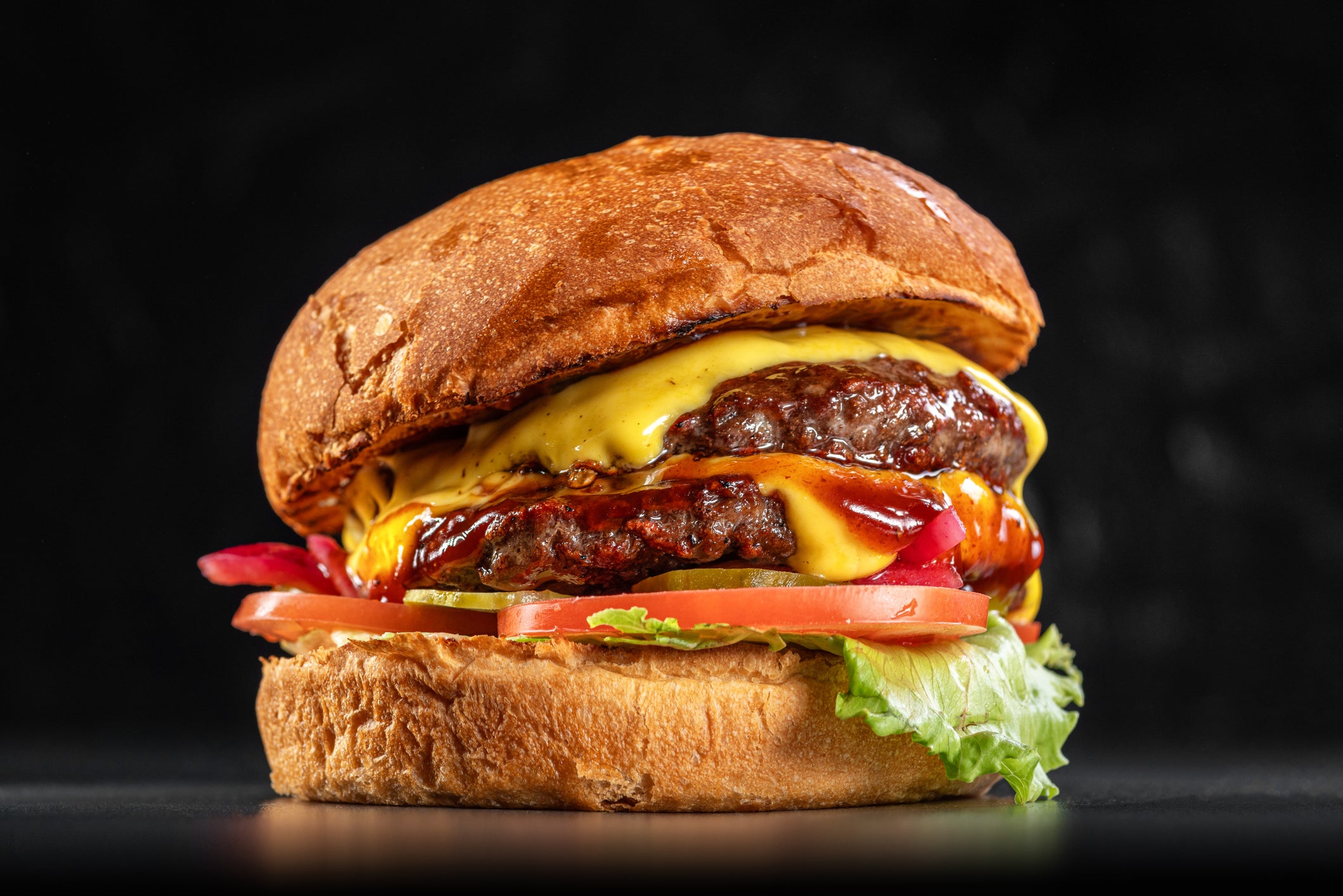 CHILLI CHEESE BURGER (Medium hot)