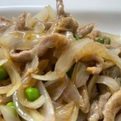 Shredded Beef With Onions