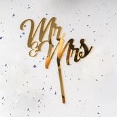 Mr&Mrs Cake Topper 