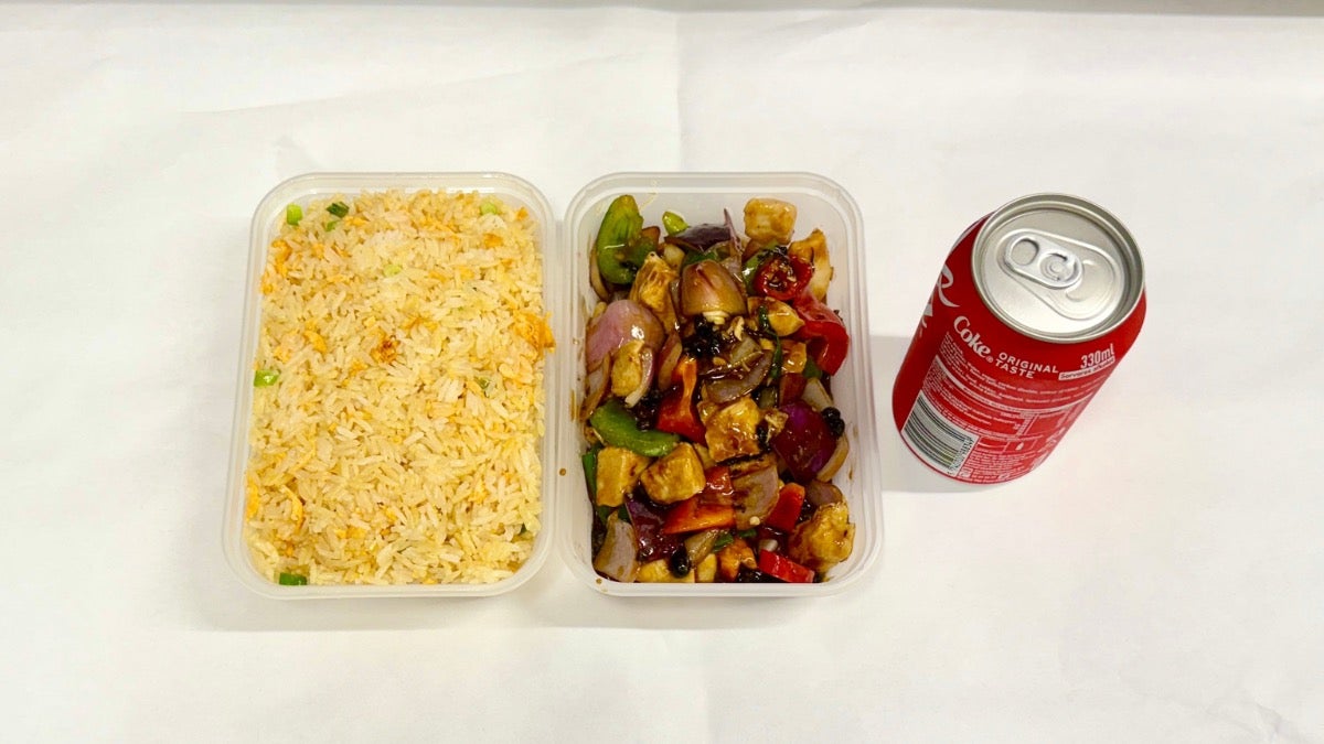 lunch Set B豉椒鸡 蛋饭+可乐