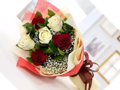 3 Red And 3 White Roses Bouquet