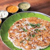 Onion Oothappam (1 Pc)