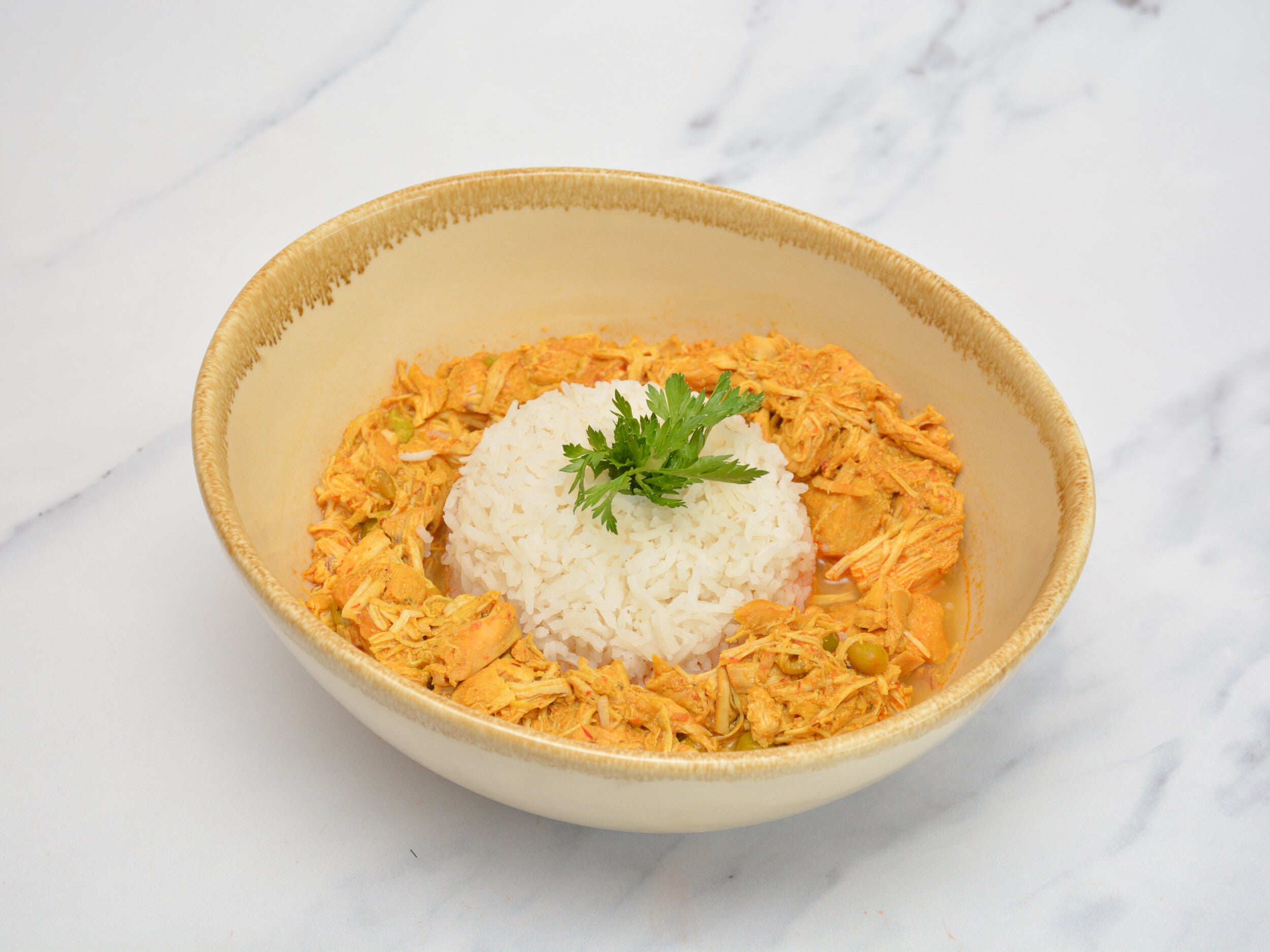 CHICKEN CURRY
