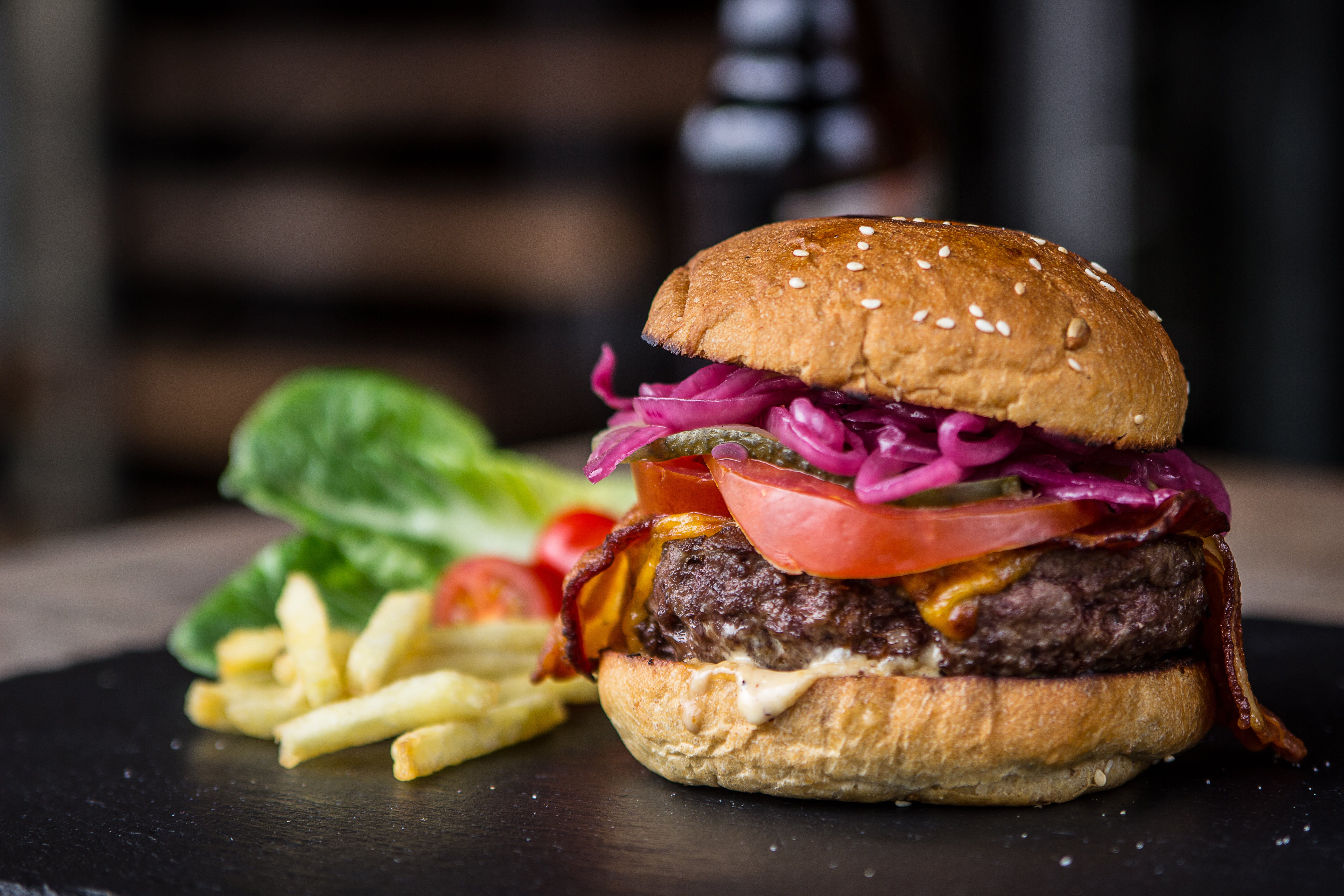 Havana's Burgers & Shakes