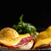 Eggs Benedict