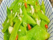 Stir-Fried Lettuce 清炒莴笋