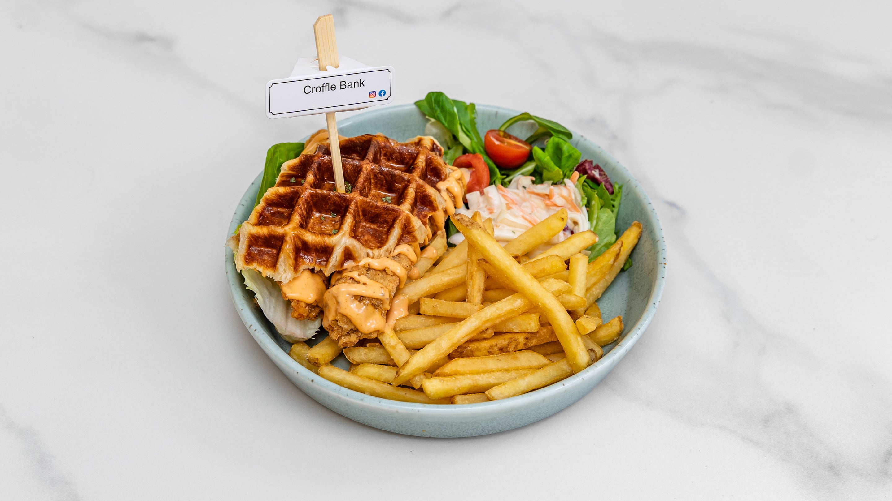 Croffle Chicken Burger