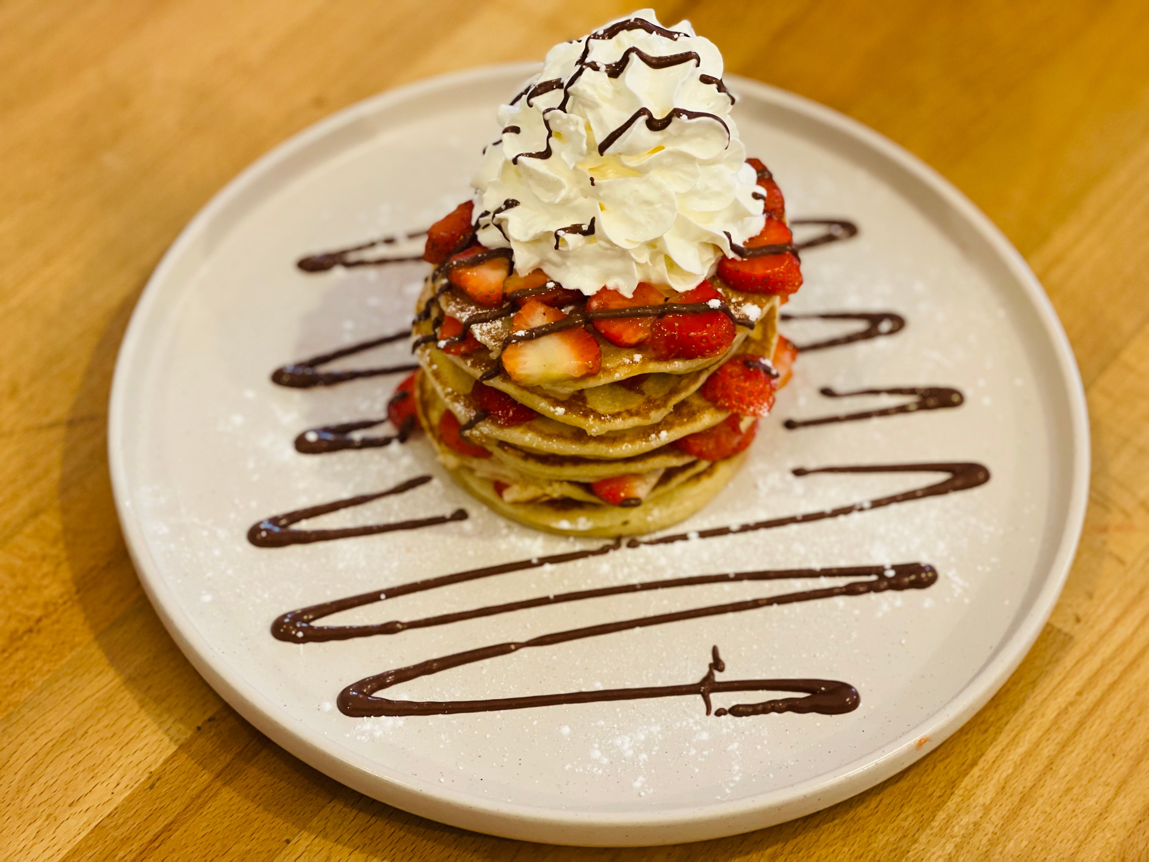Sweet Pancakes Chocolate Strawberry