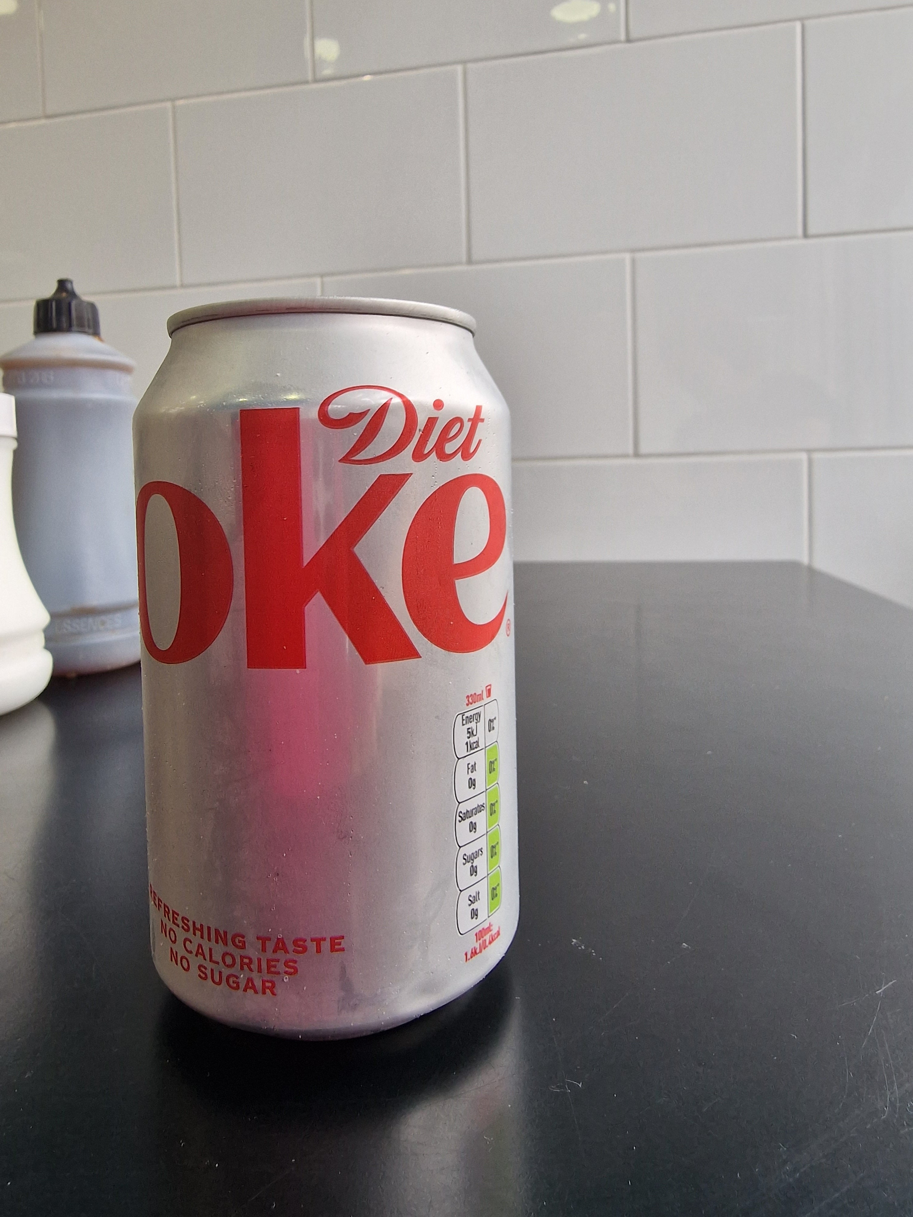 Diet coke (330ml can)