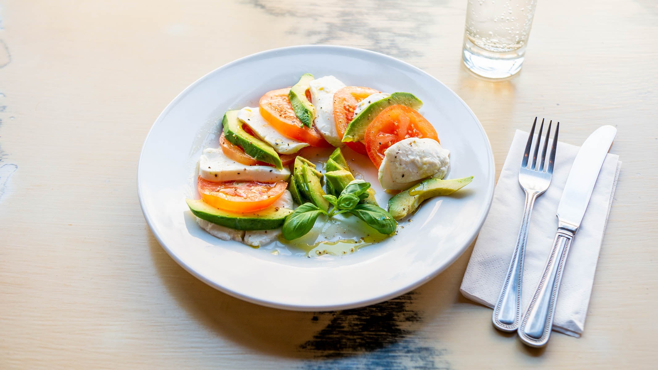 Tricolore (v)