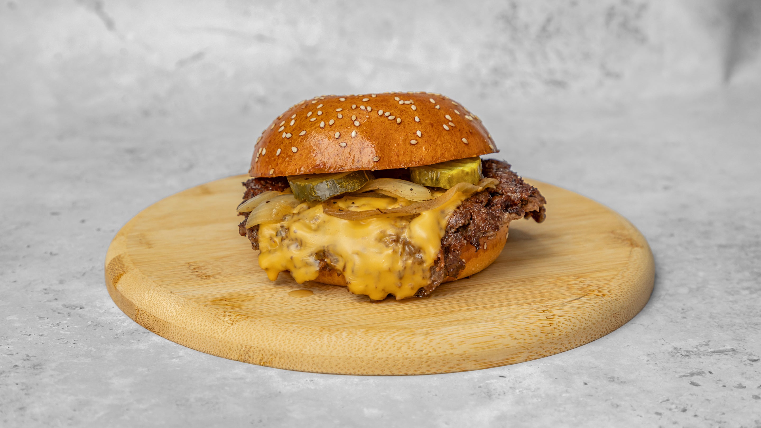 Single smash burger