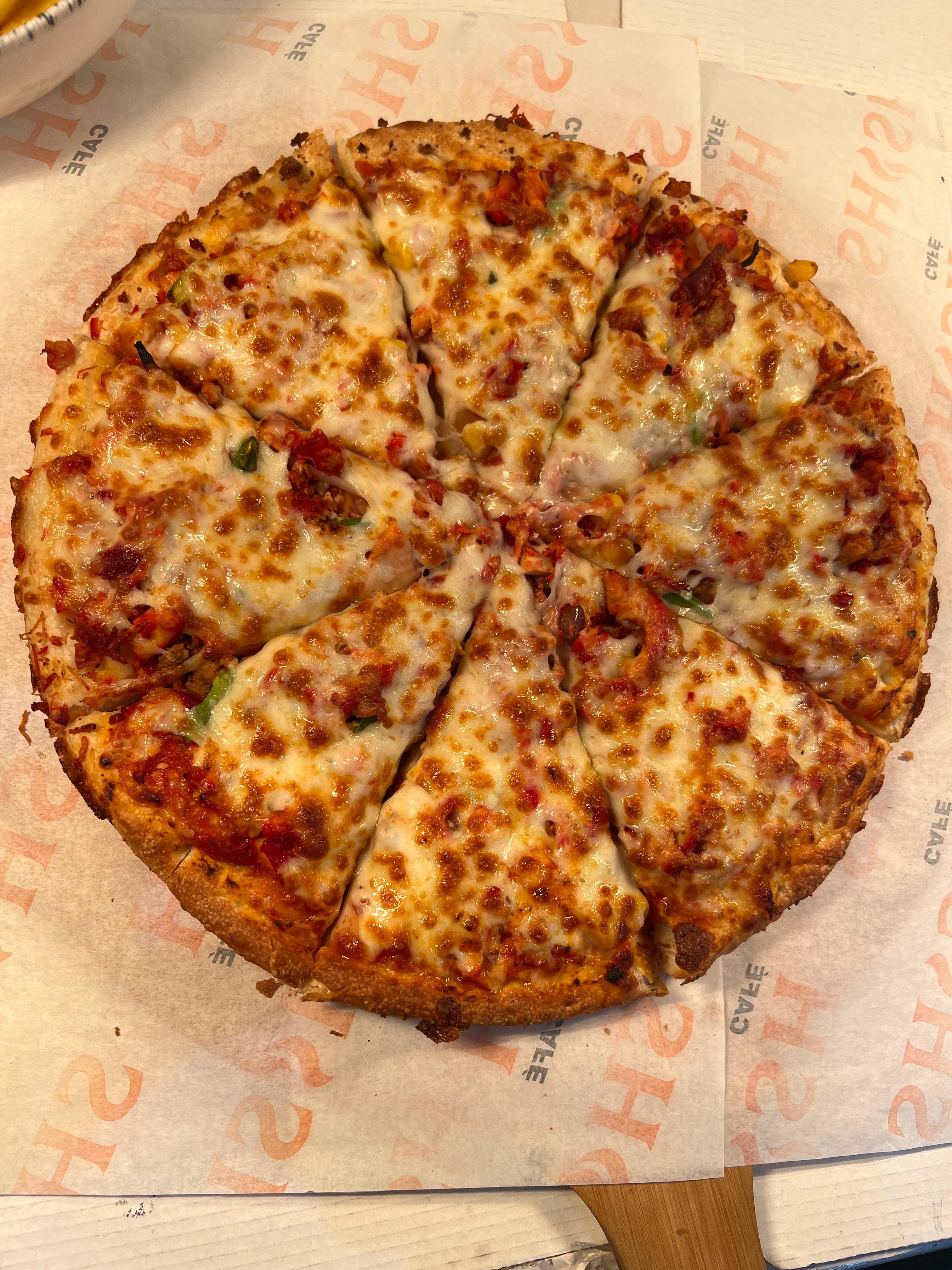 12" Chicken Achari Pizza
