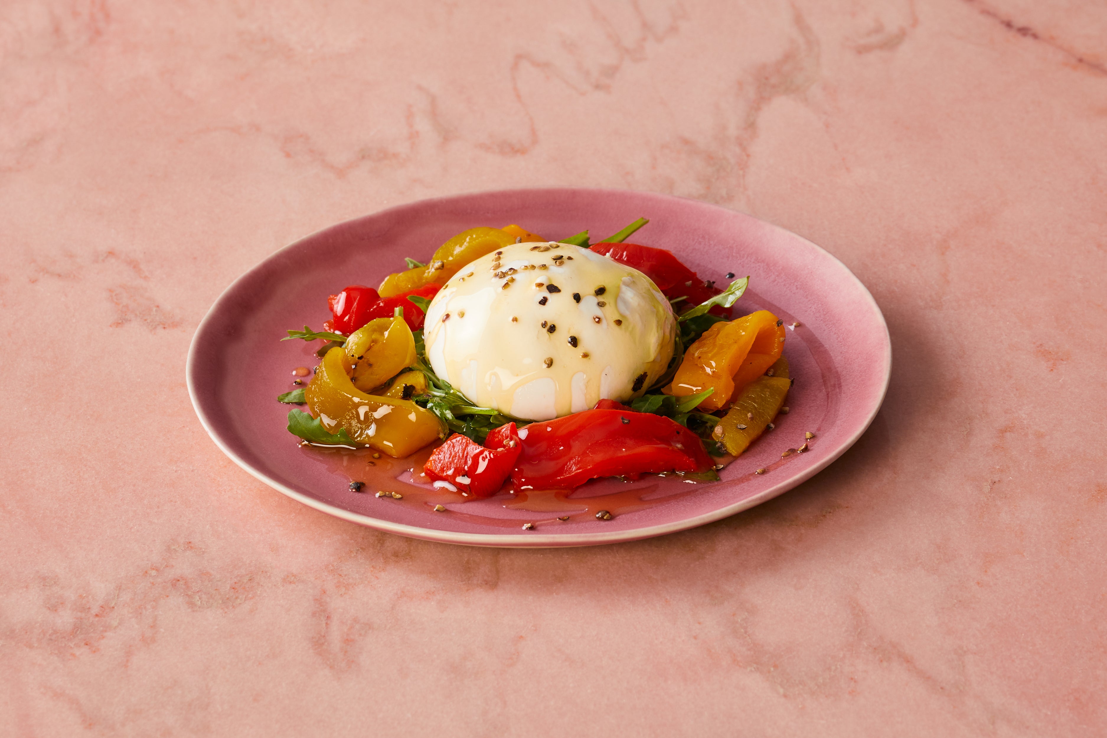 Burrata with Rocket & Grilled Peppers 🫑