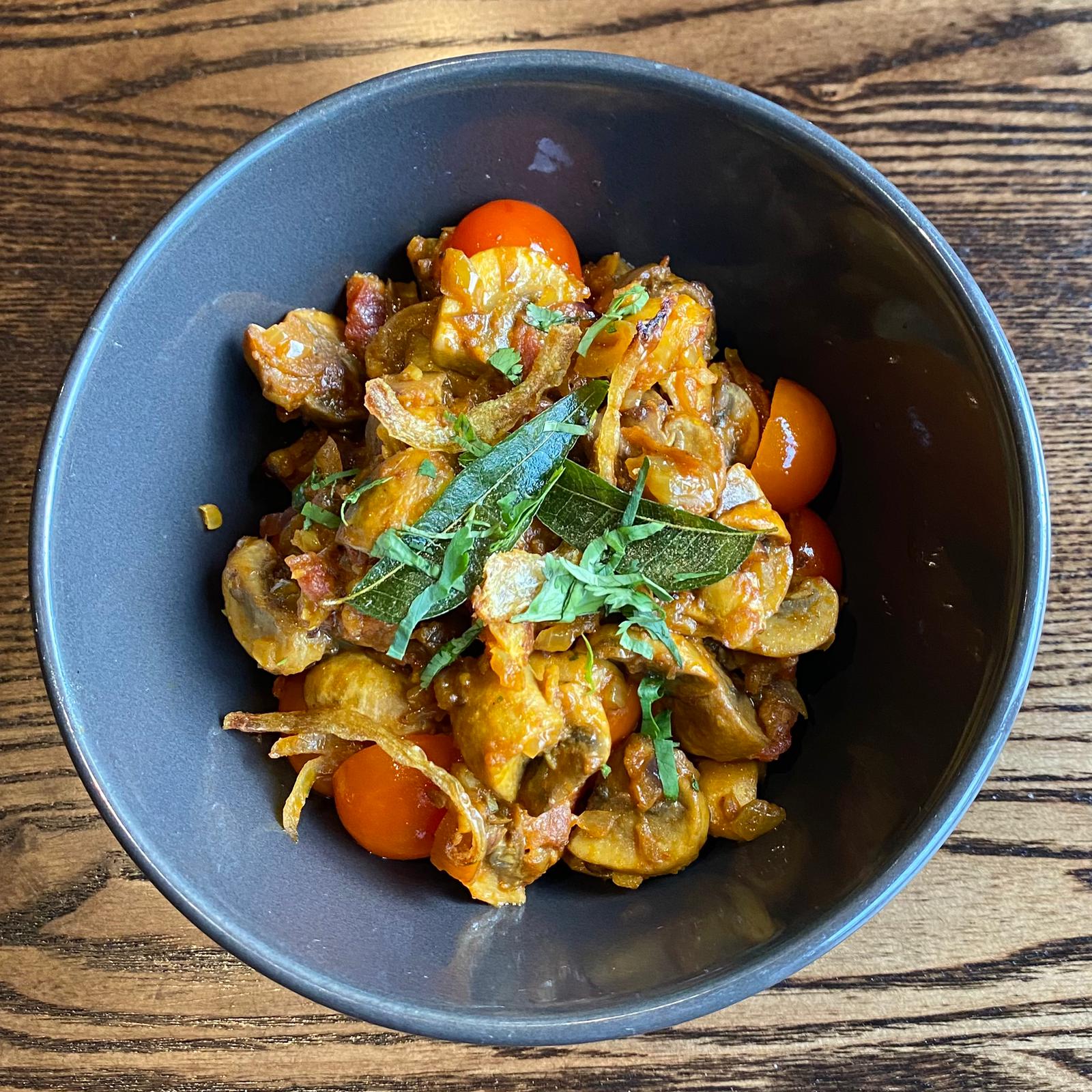 Mushroom & Tomato Stir-Fry